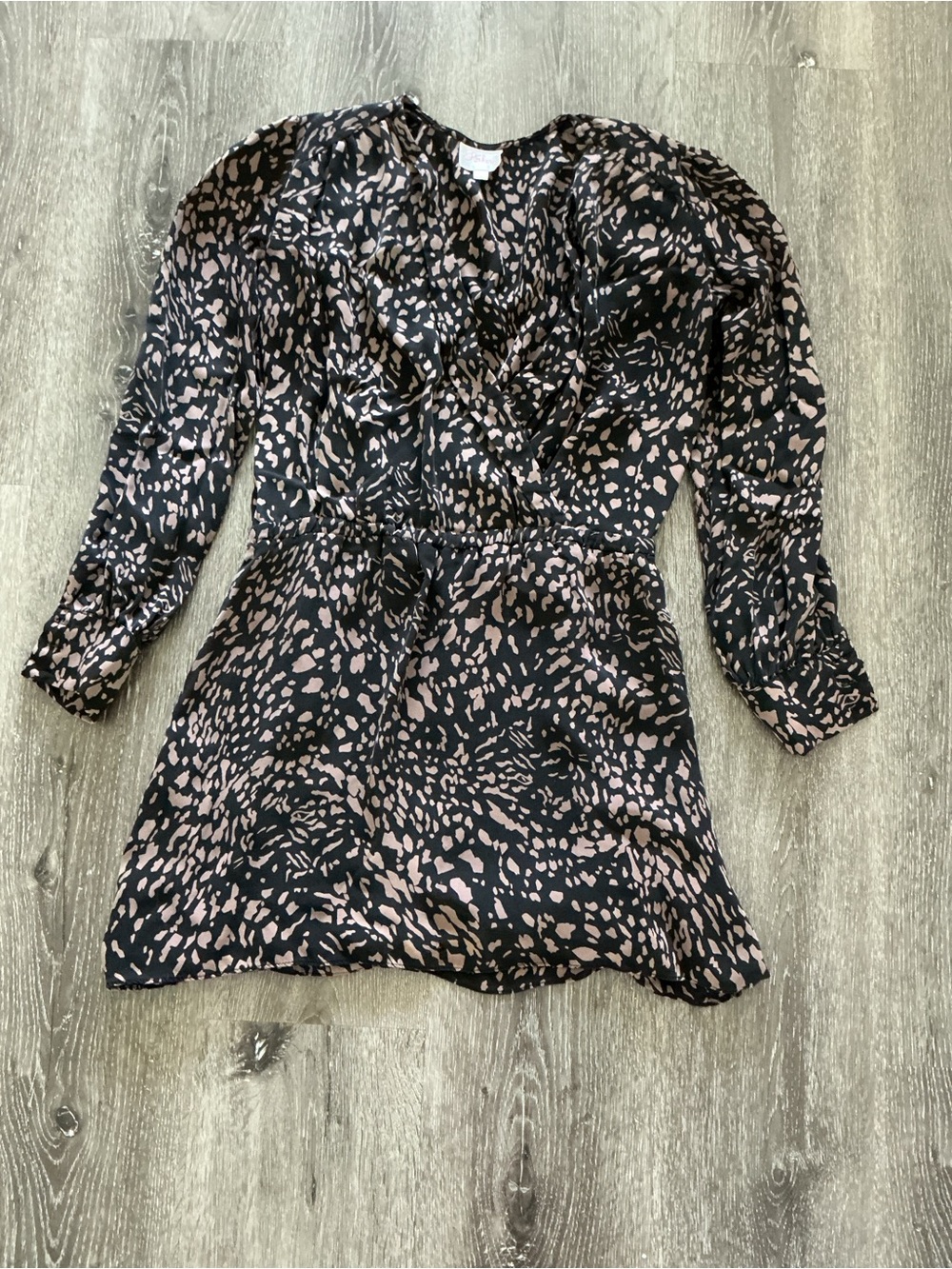 Parker Black and Tan Printed V-Neck dress, 100% silk, women’s small